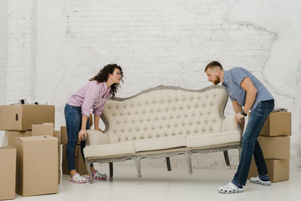 furniture movers in dubai